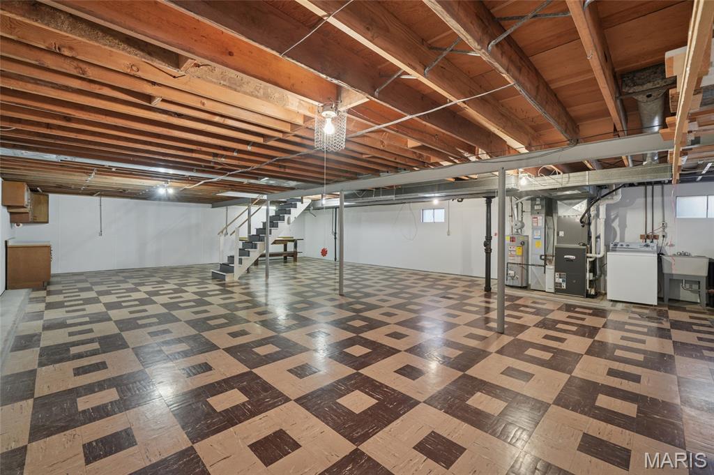 9233 Queenston Drive