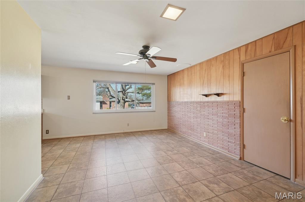 9233 Queenston Drive