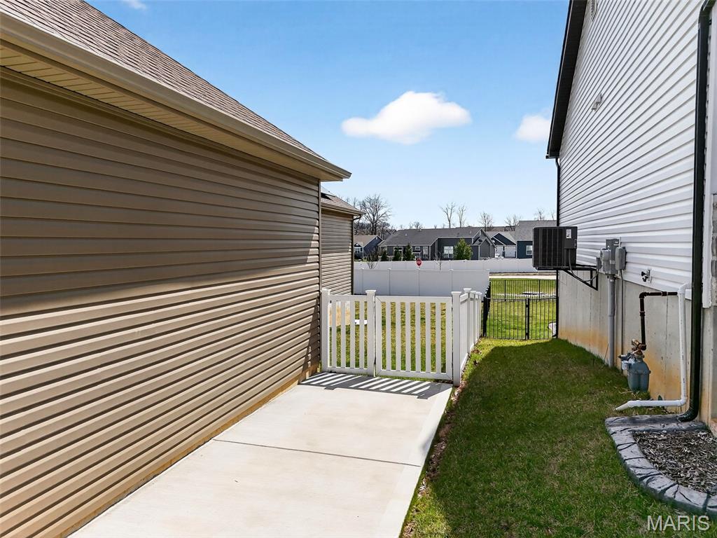 402 Knothole Lane