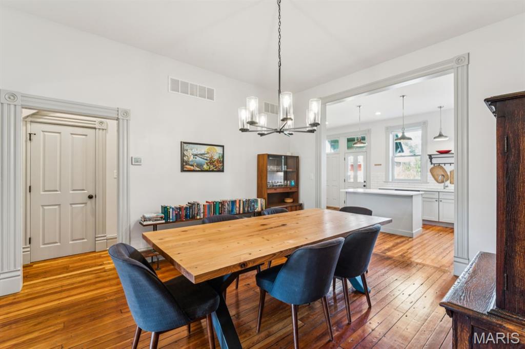 4231 Norfolk Avenue