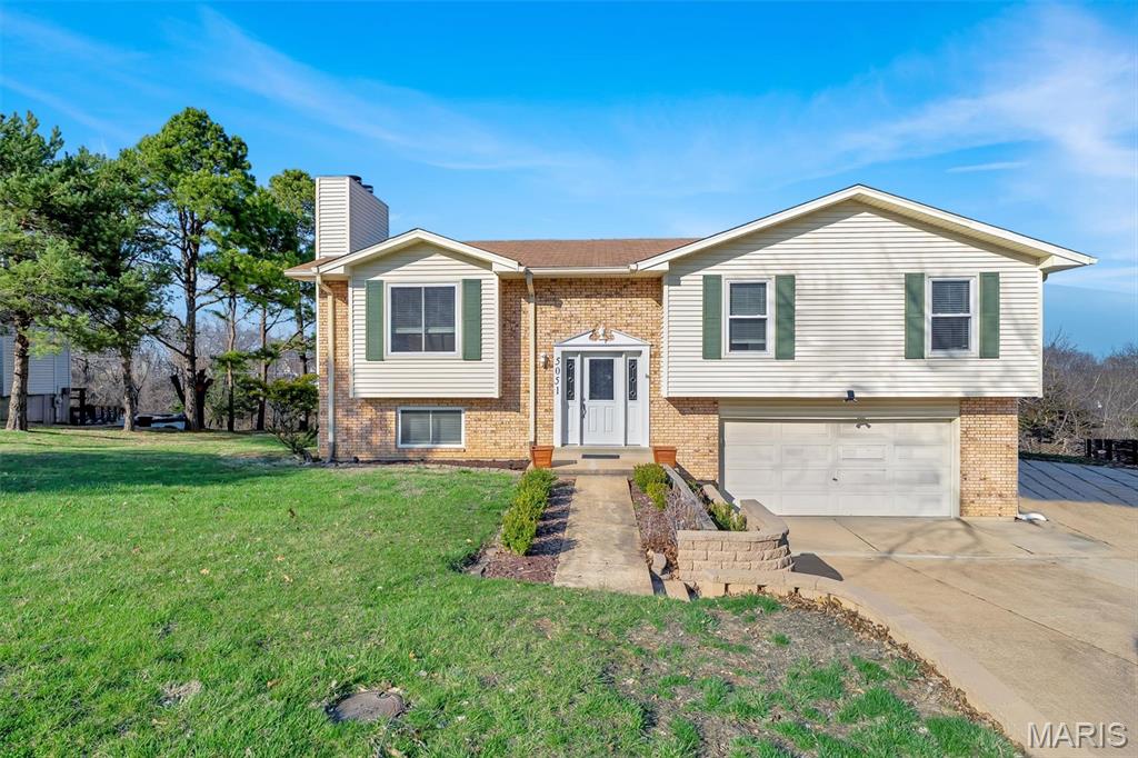 5051 Lancelot Lane