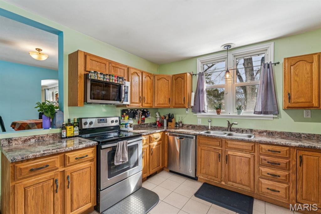 2617 Rosemary Lane
