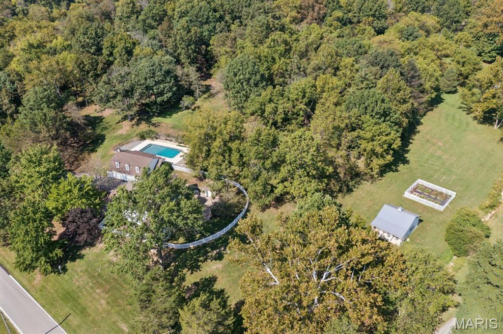 2333 Ossenfort Road