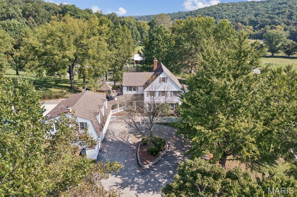 2333 Ossenfort Road