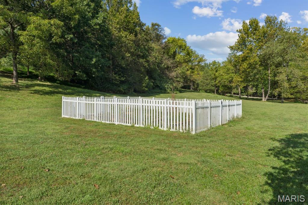 2333 Ossenfort Road