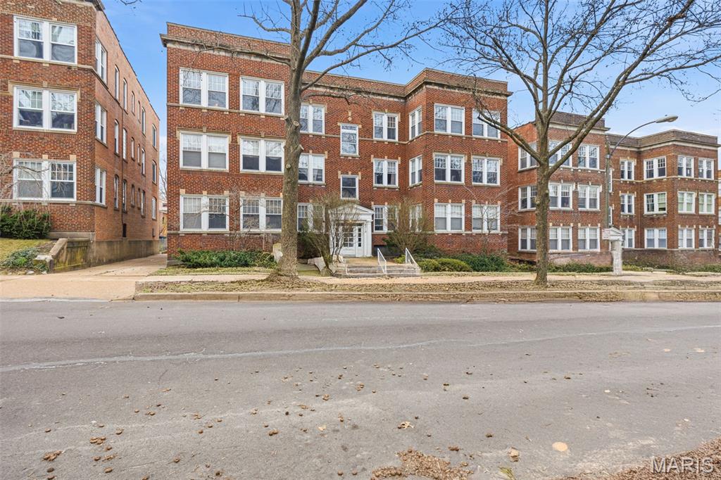 6312 Southwood Avenue Unit: 3E