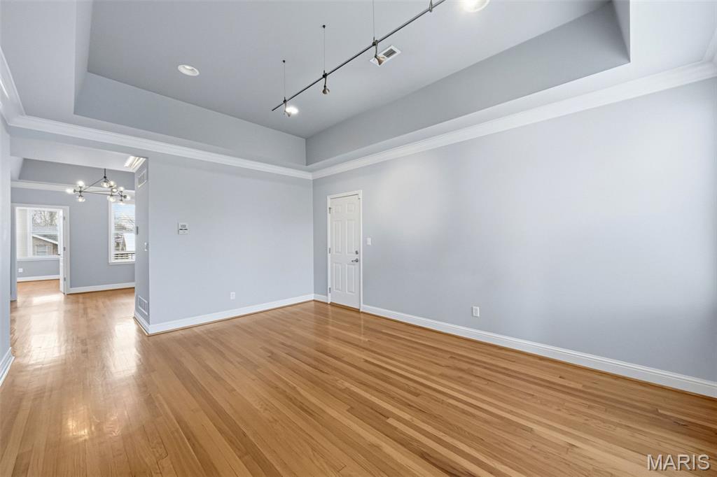 6312 Southwood Avenue Unit: 3E