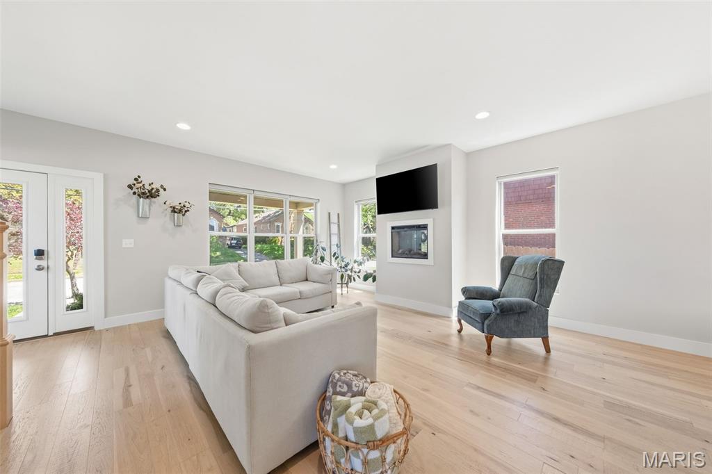 1119 Wilshire Ave