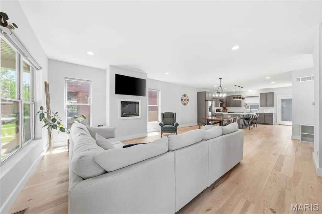 1119 Wilshire Ave