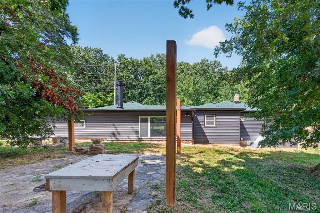 310 Cliff Cave Road