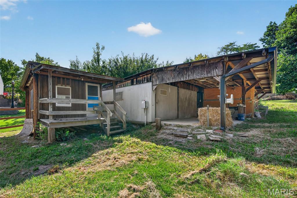 310 Cliff Cave Road