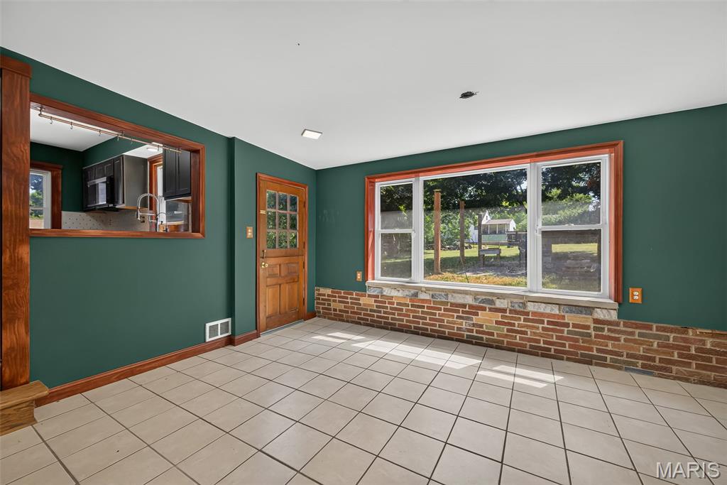 310 Cliff Cave Road