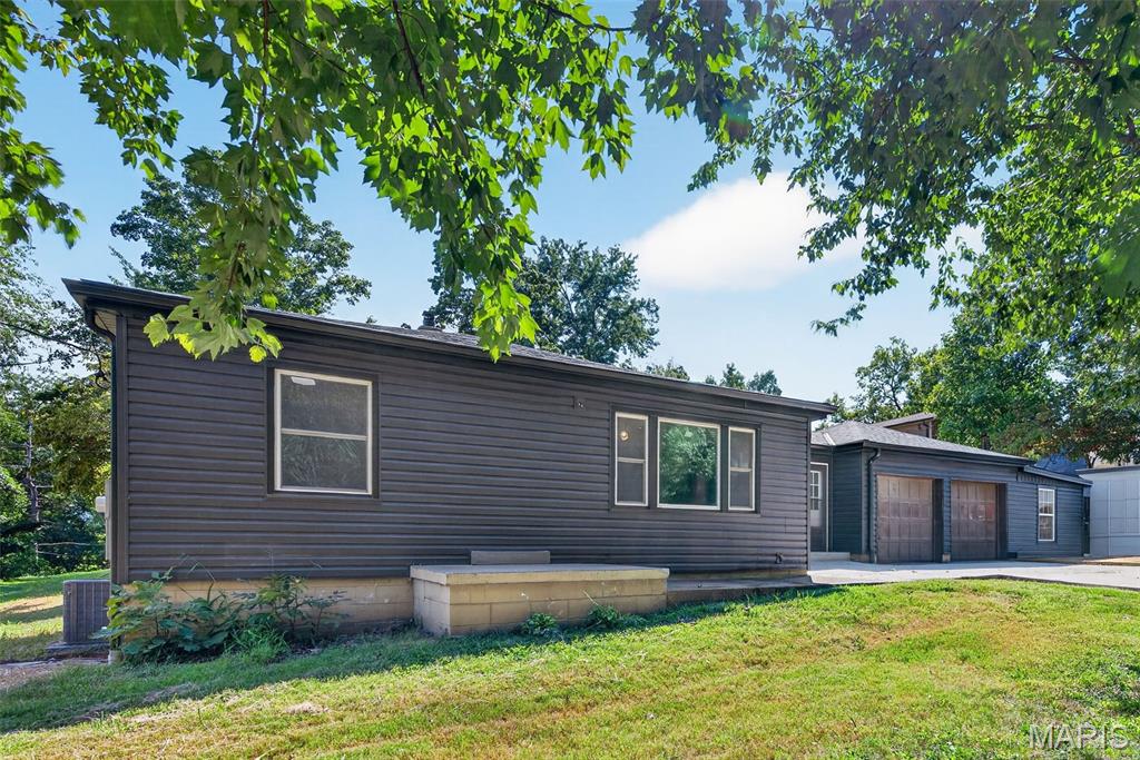 310 Cliff Cave Road