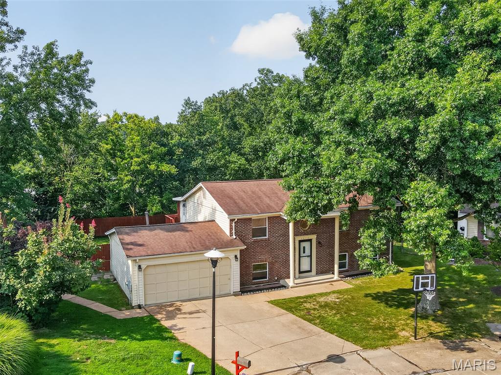 1312 Twin Trails Court