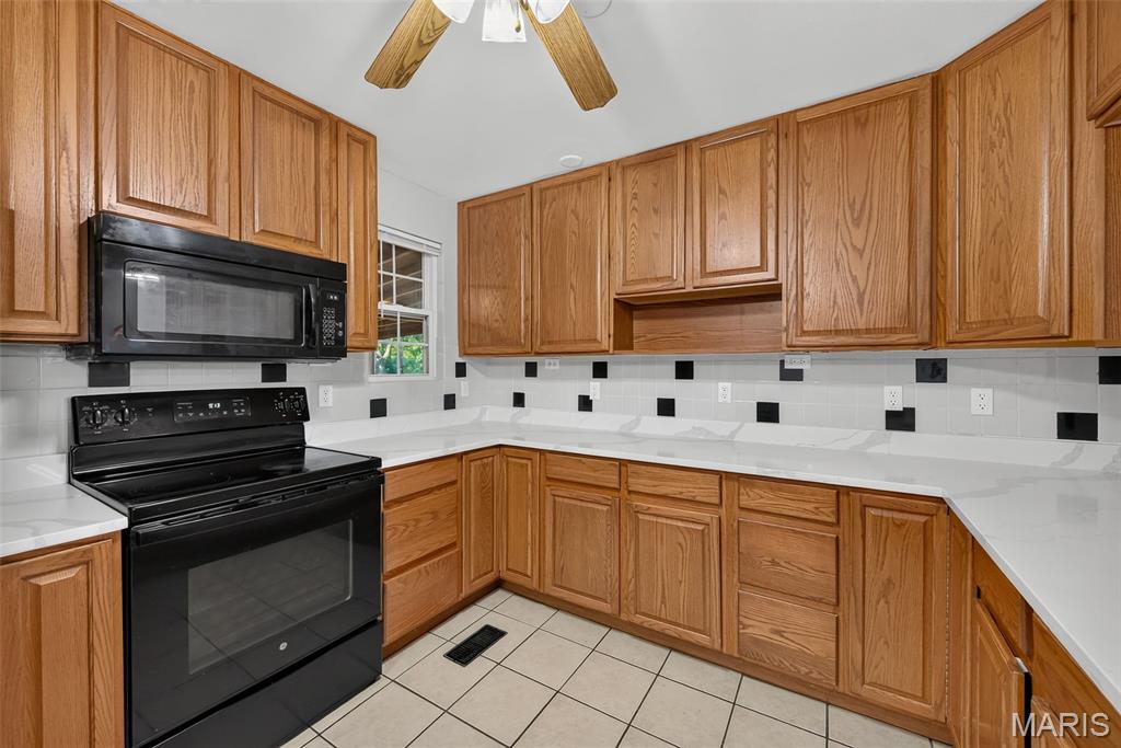 1312 Twin Trails Court