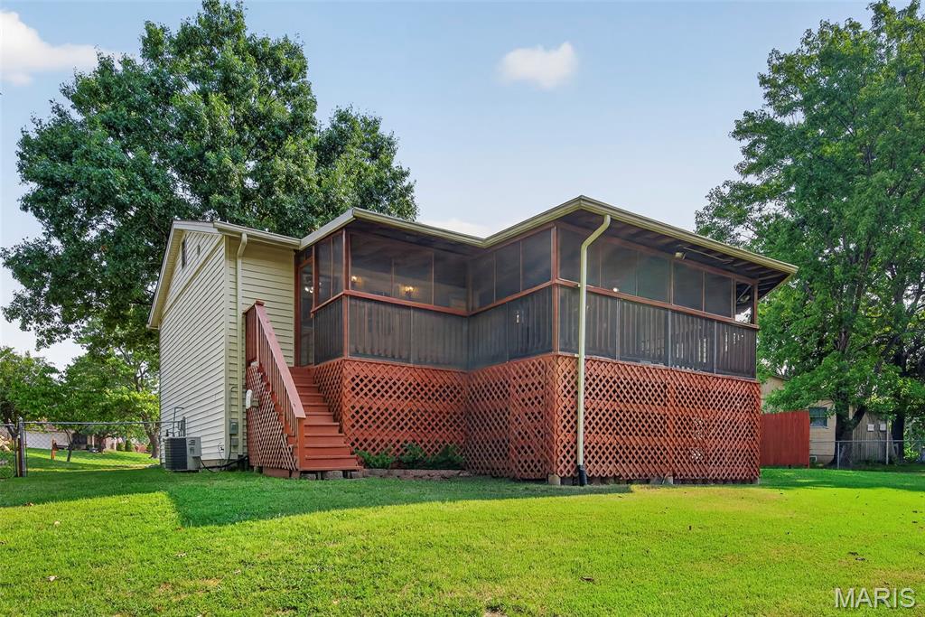 1312 Twin Trails Court