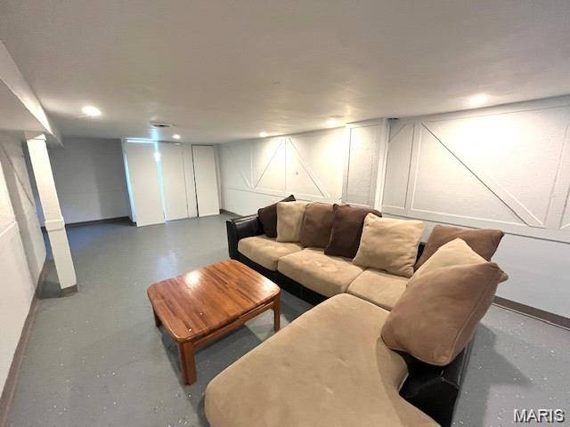 9438 Tiber Drive