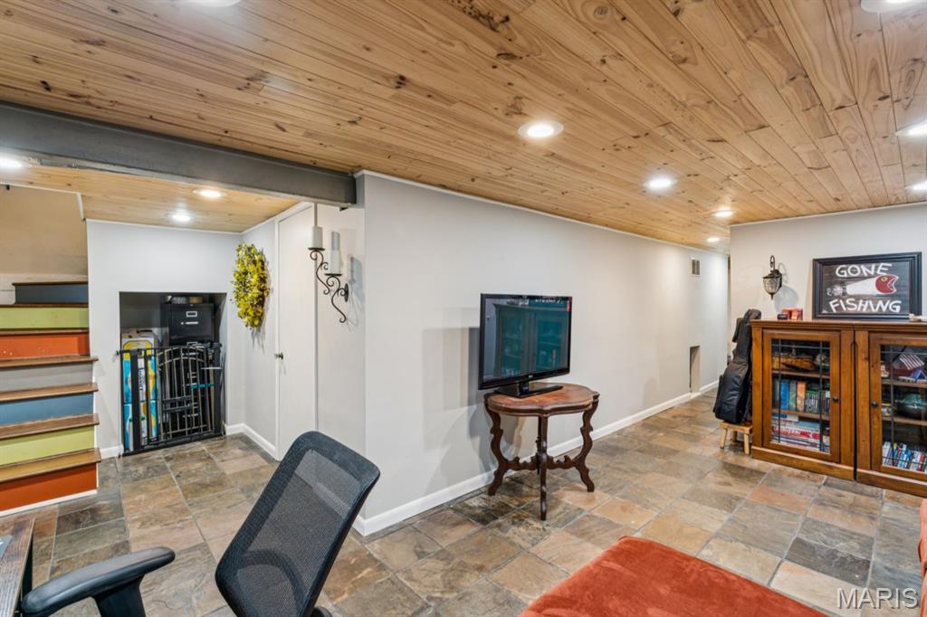 1204 Oday Avenue