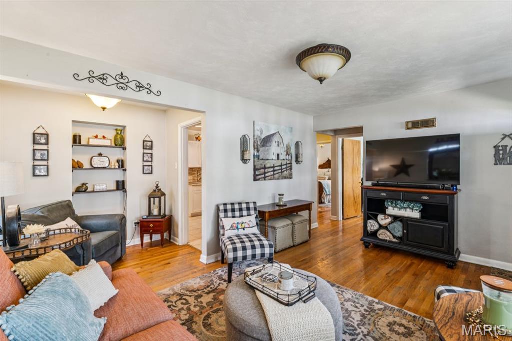 1204 Oday Avenue