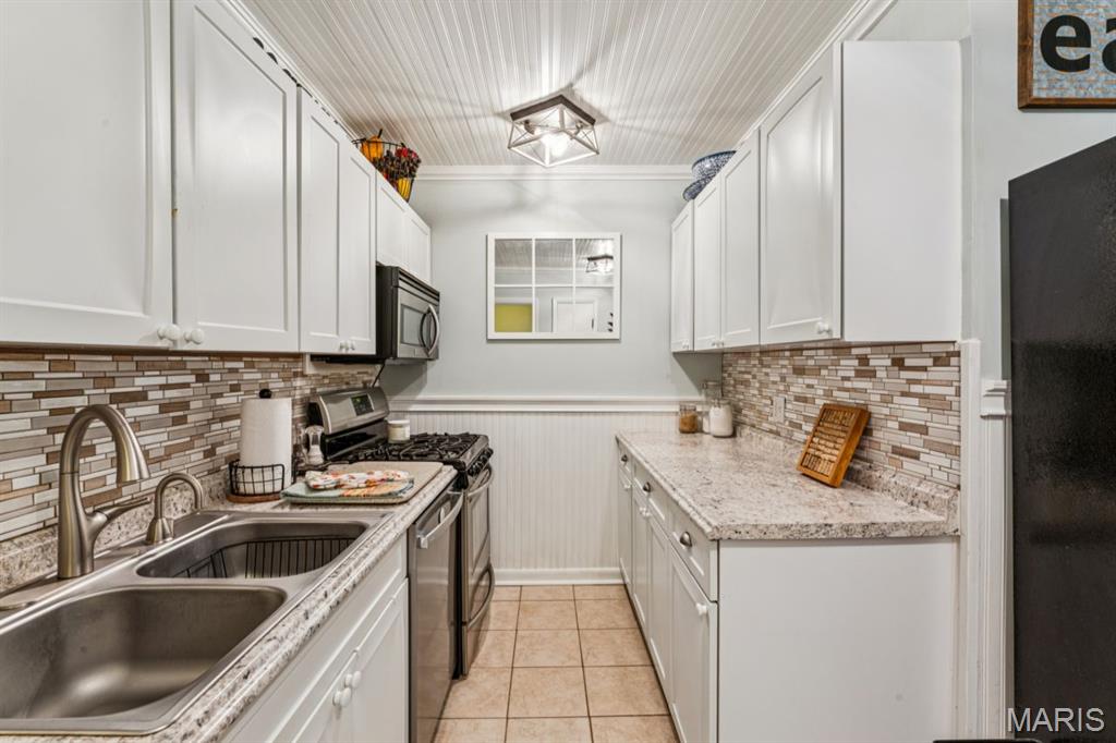 1204 Oday Avenue