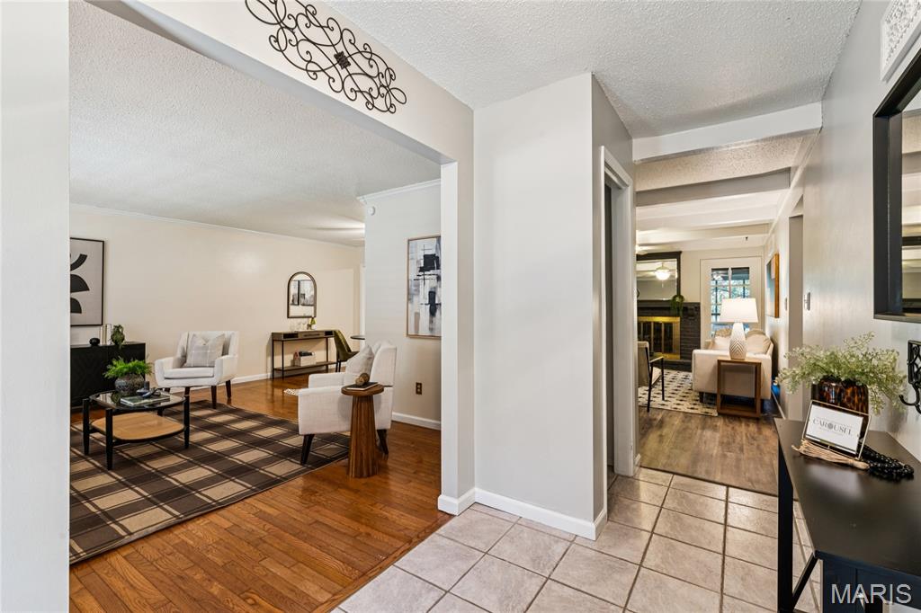 2700 Brookridge Lane