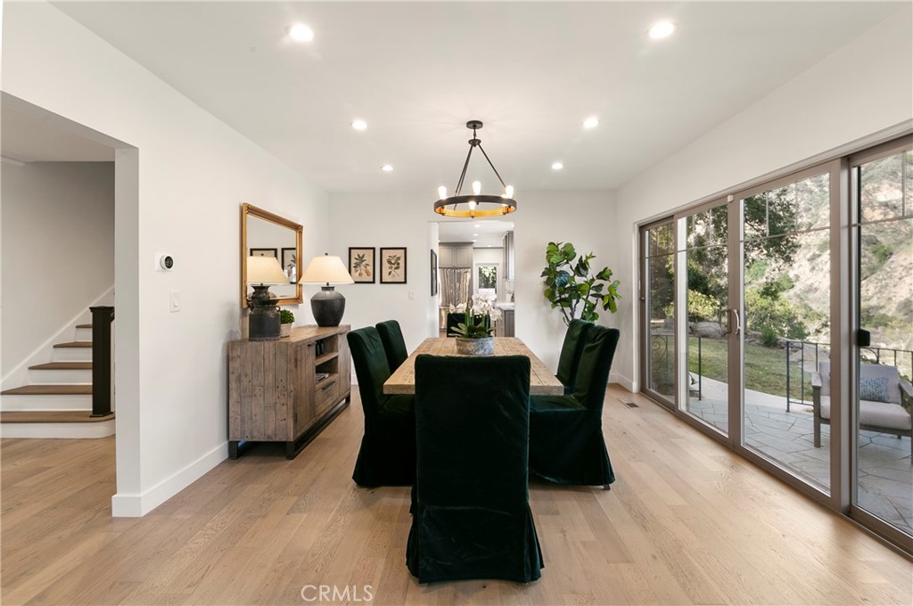 2436 N Altadena Drive