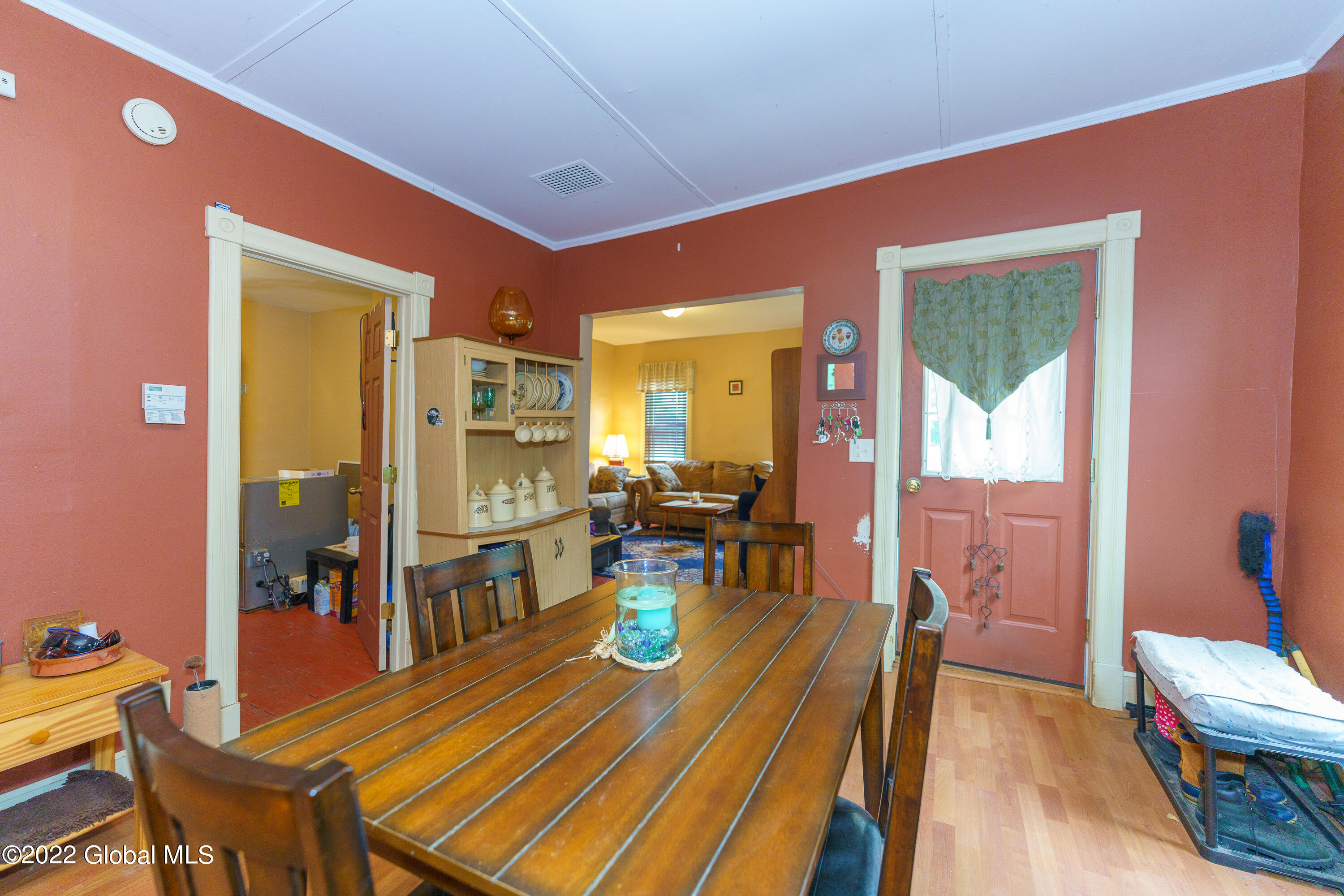 99 W 8th Avenue