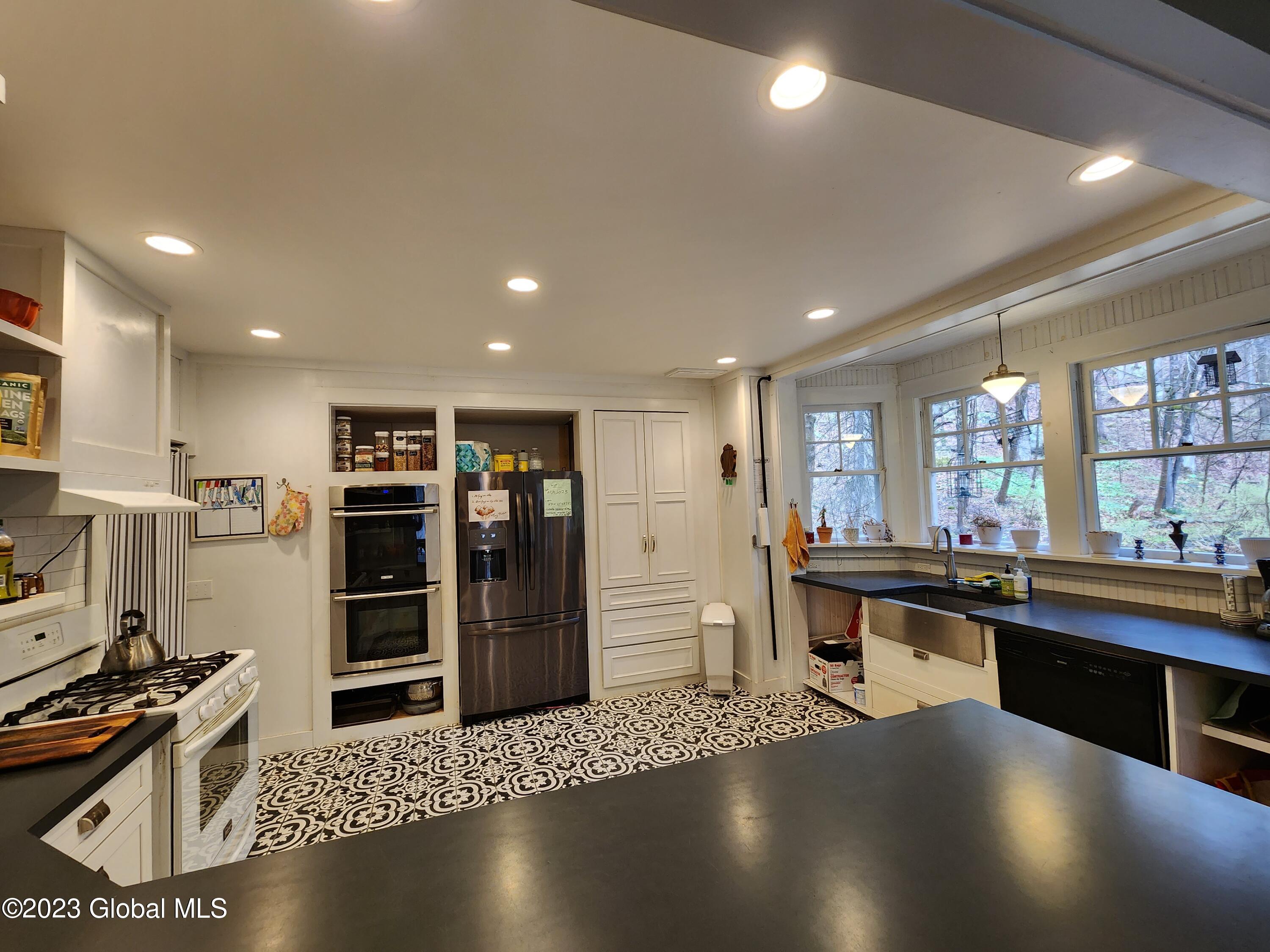 103 Old MIlitary Road
