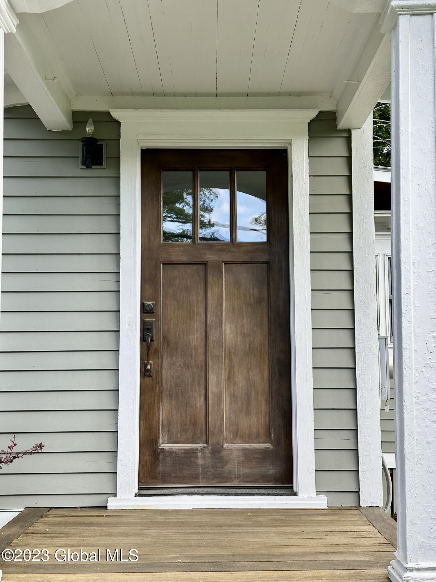 12 Lake Hill Road
