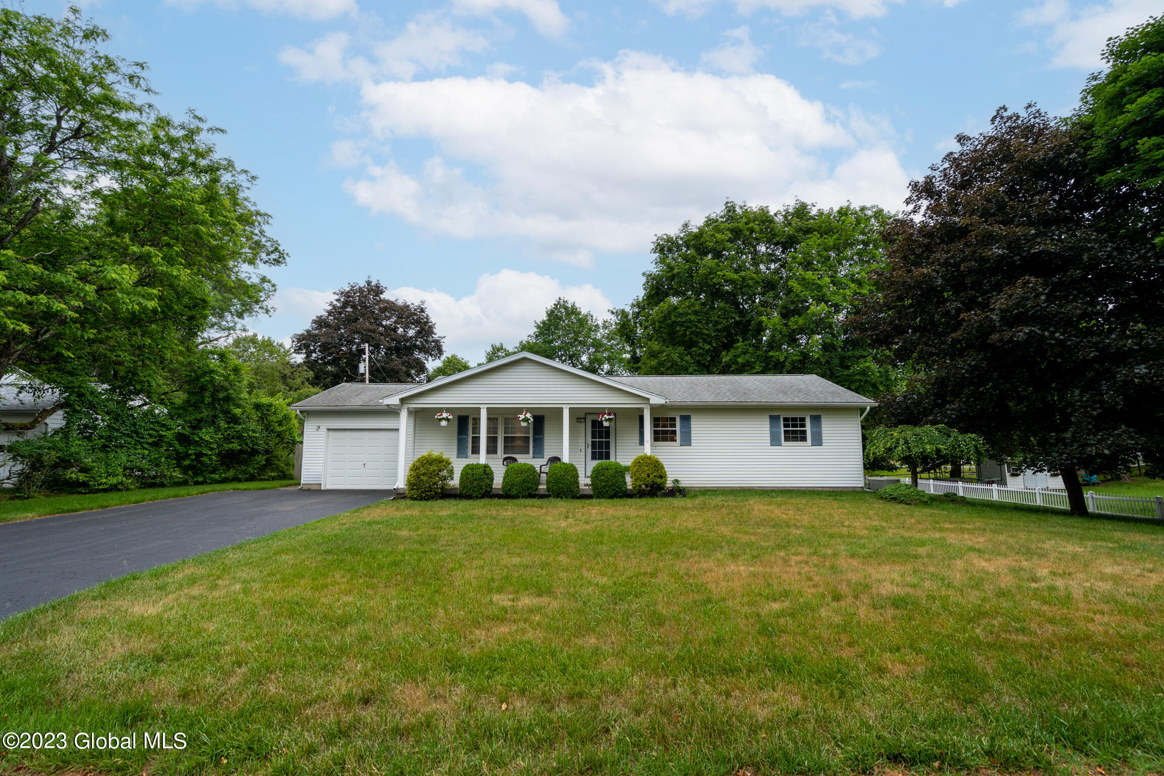 1 Glenkill Road