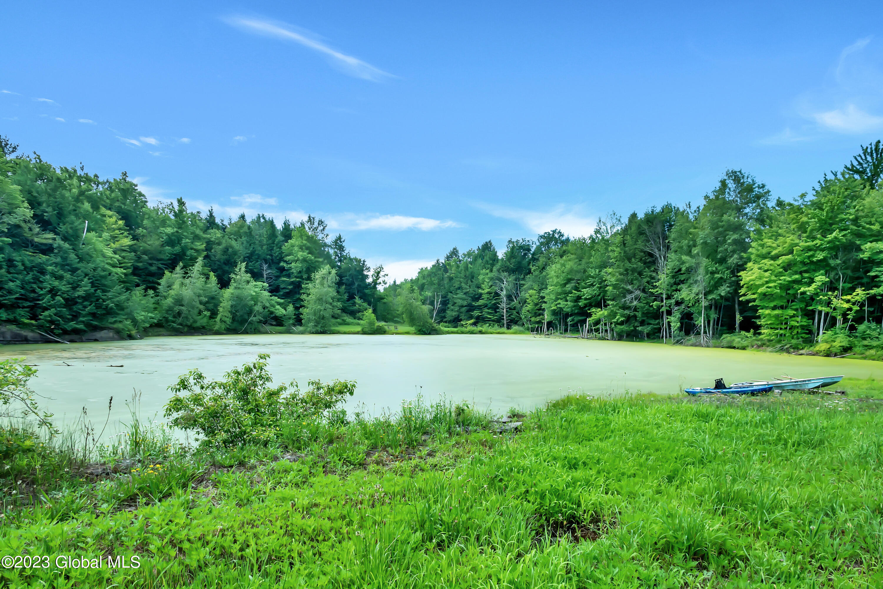 1563 1/2 Division Street