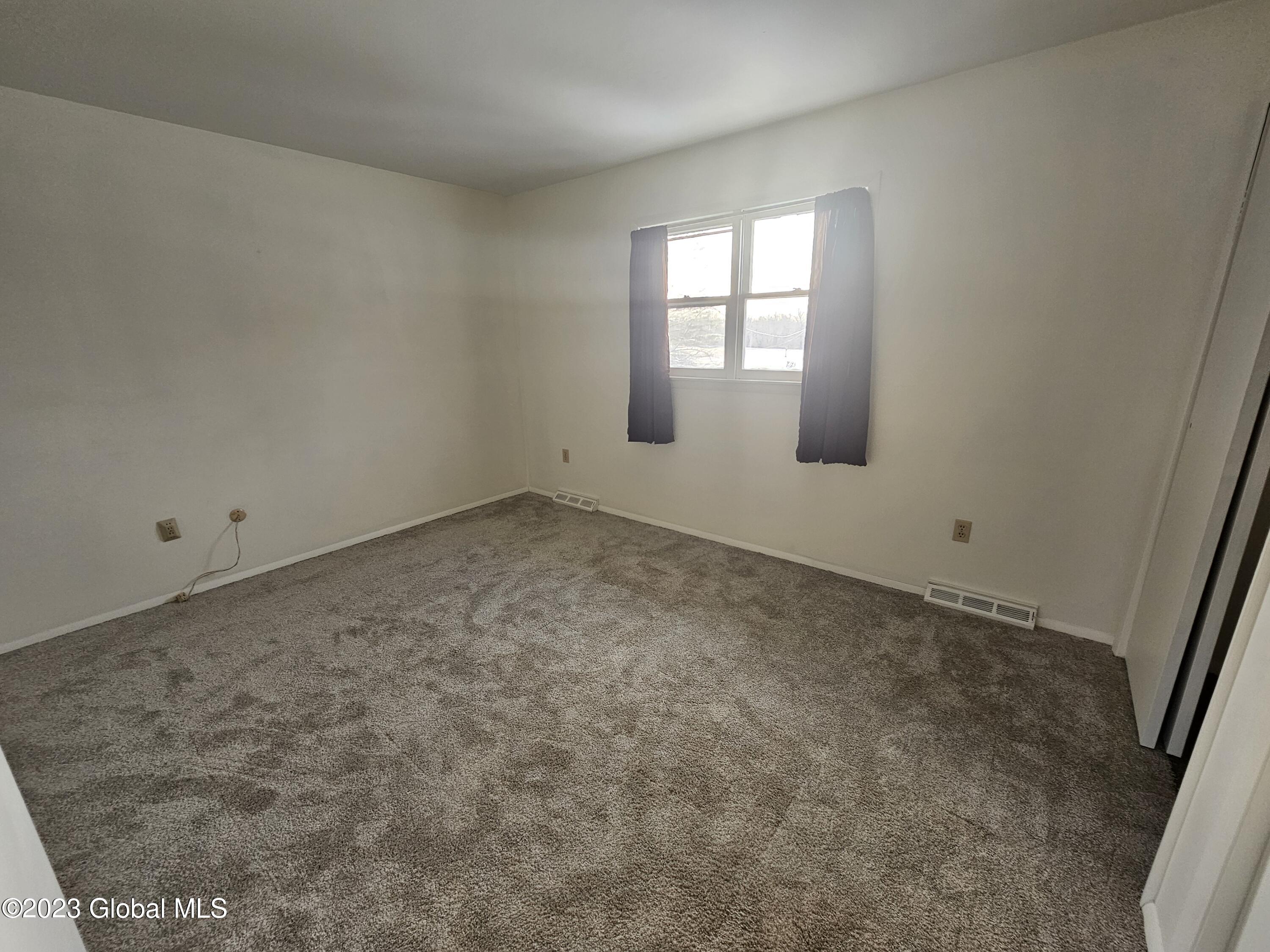 1399 Kania Road