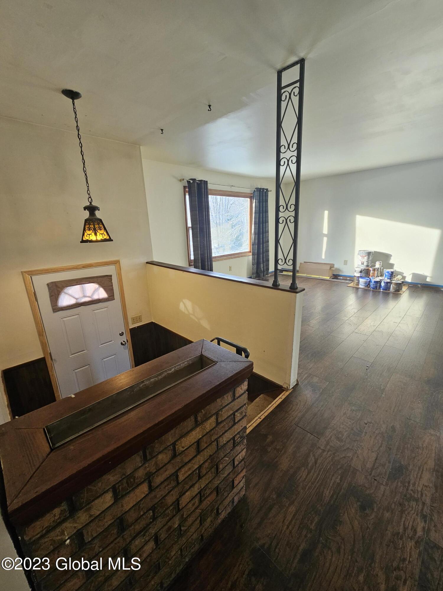 1399 Kania Road