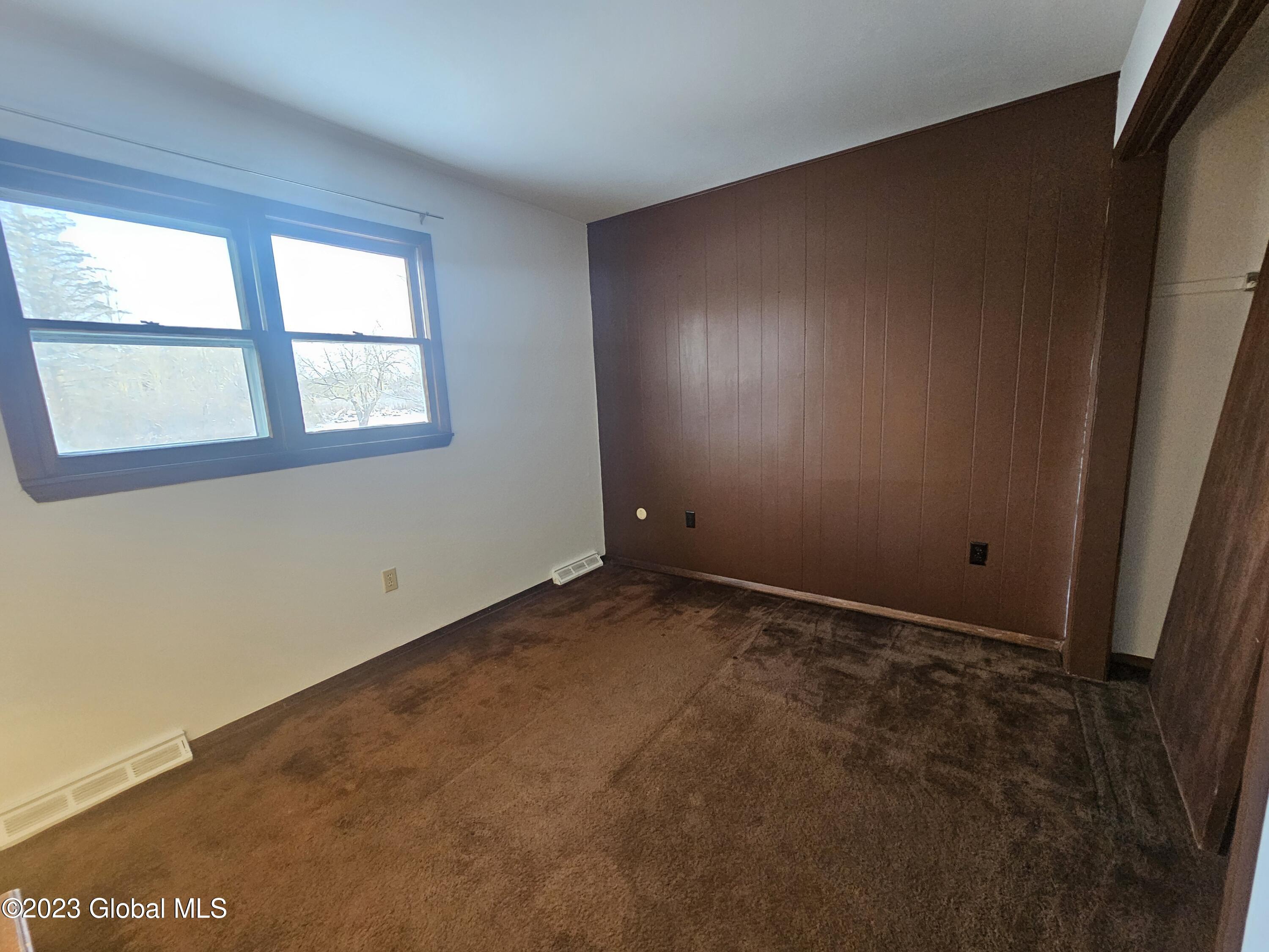 1399 Kania Road
