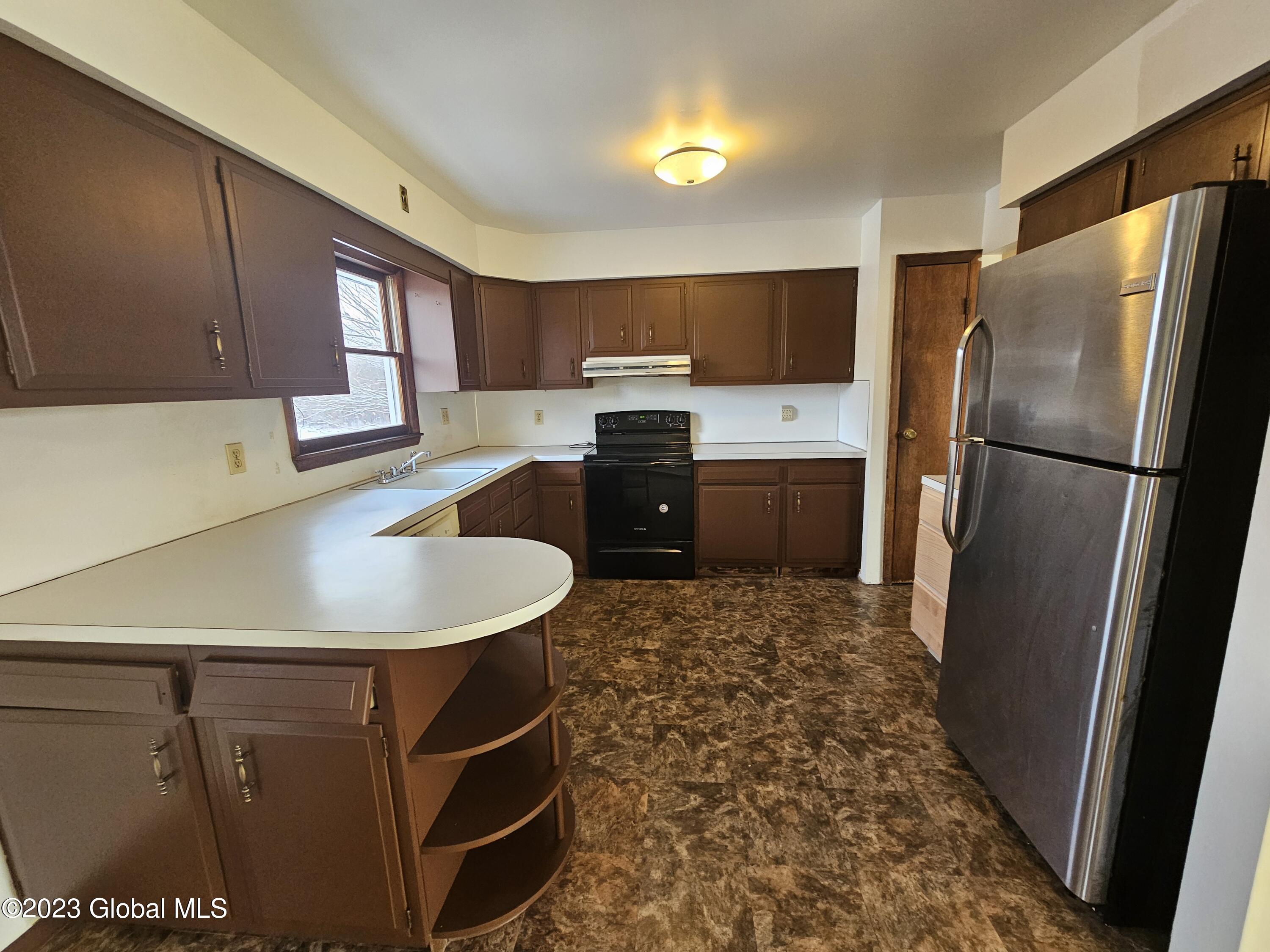 1399 Kania Road