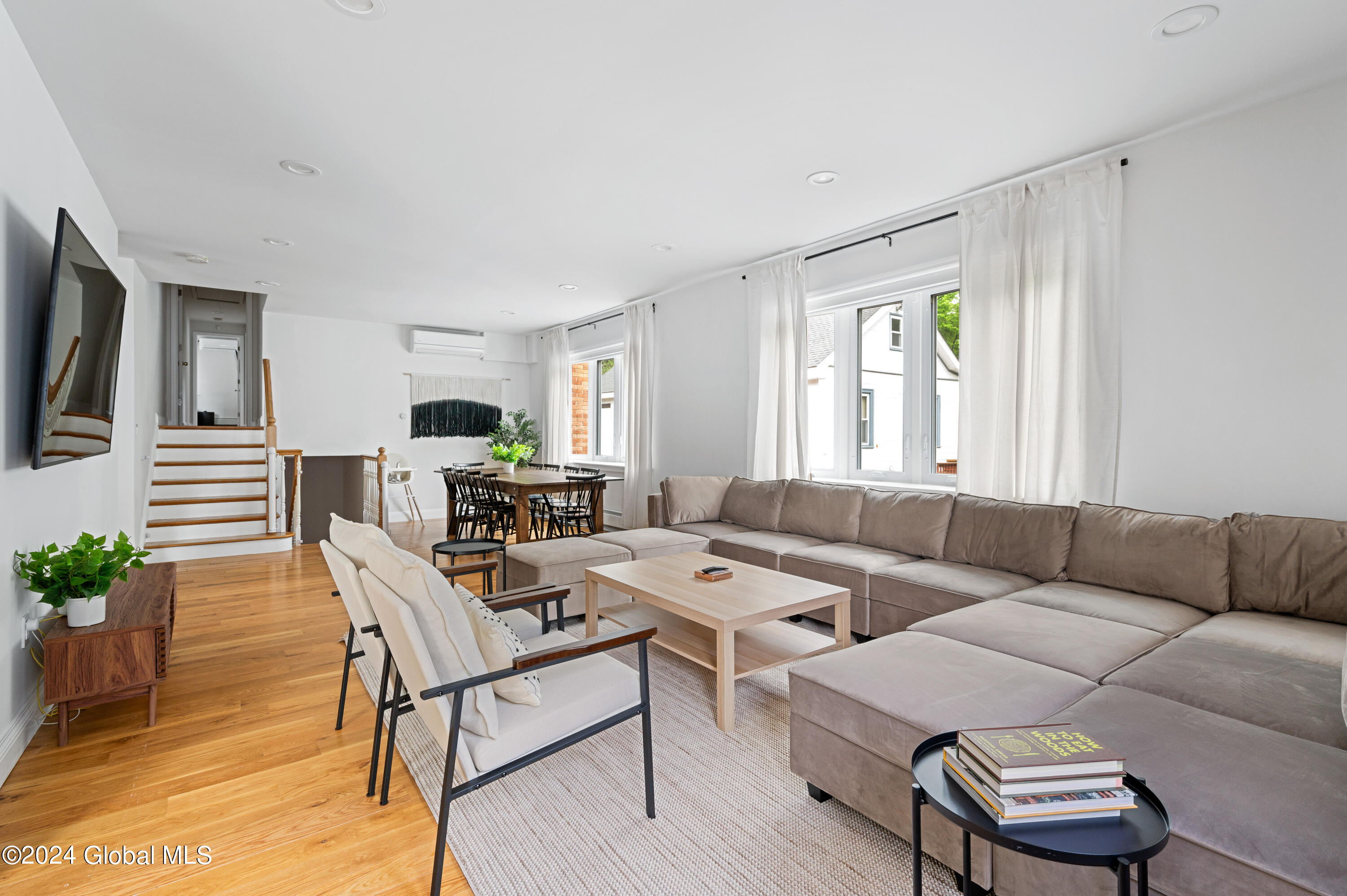 5 Wawayanda Place