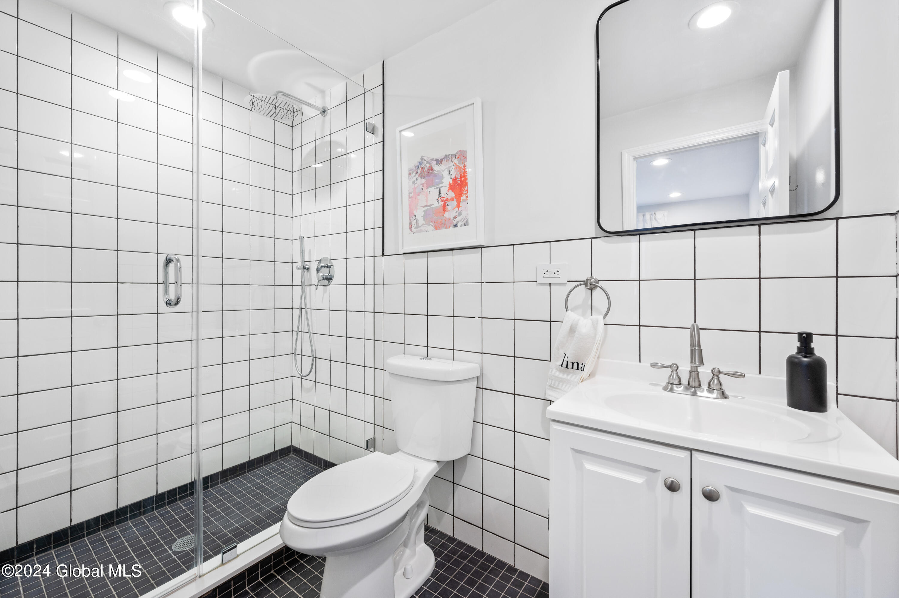 5 Wawayanda Place