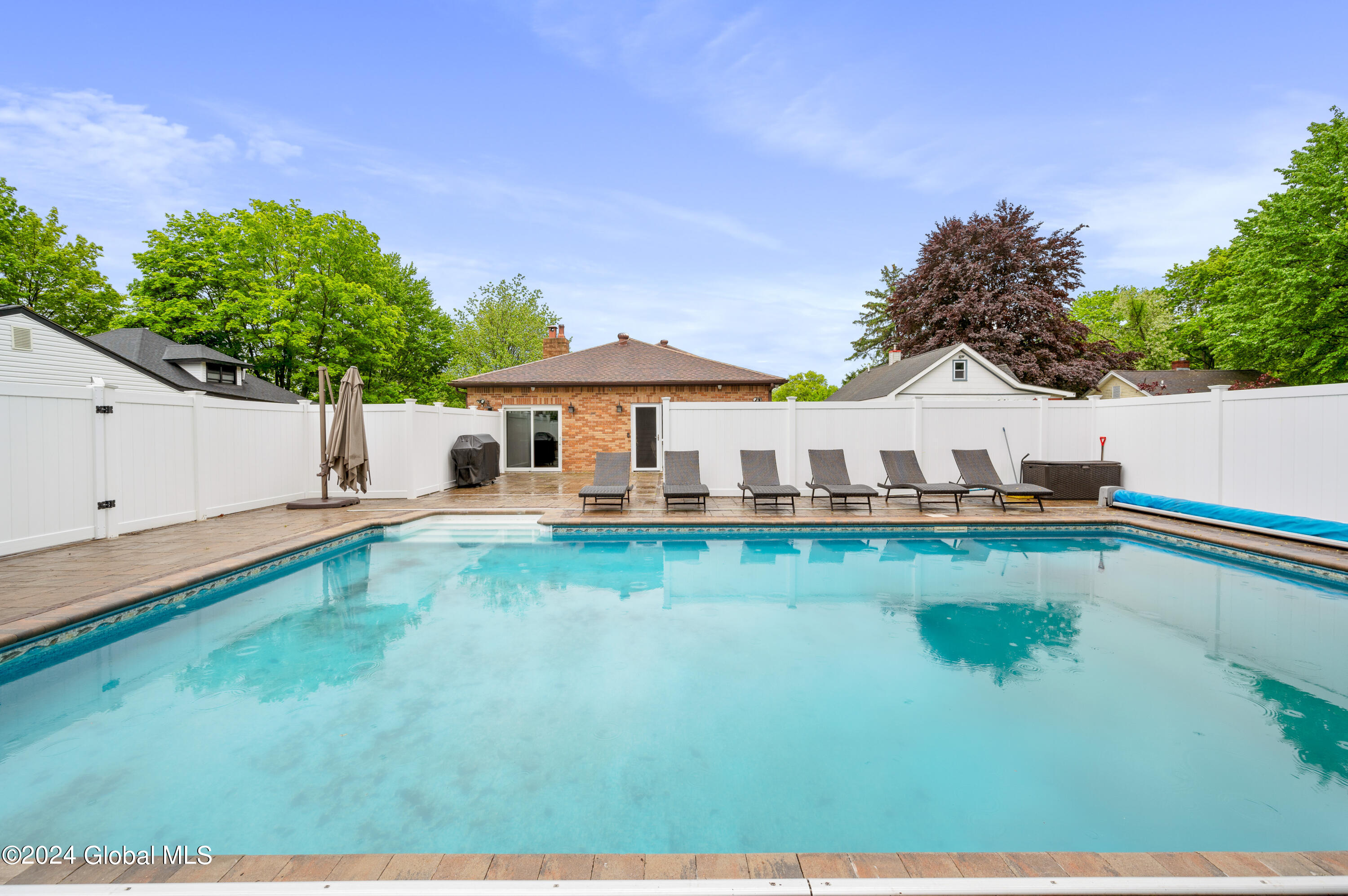 5 Wawayanda Place