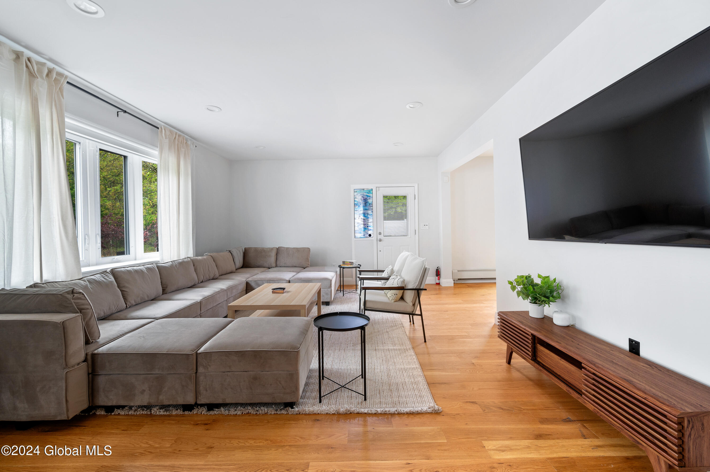 5 Wawayanda Place
