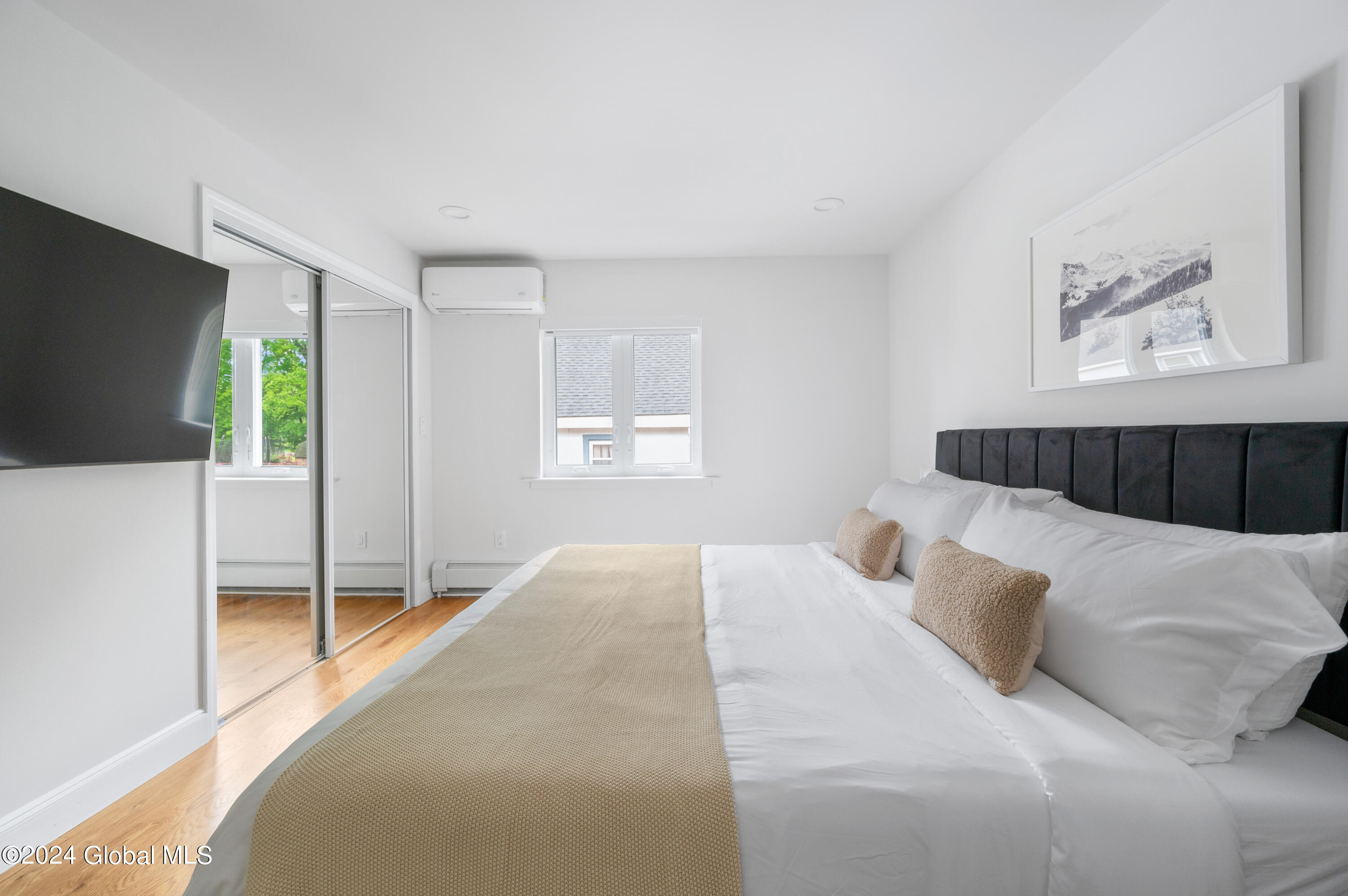 5 Wawayanda Place