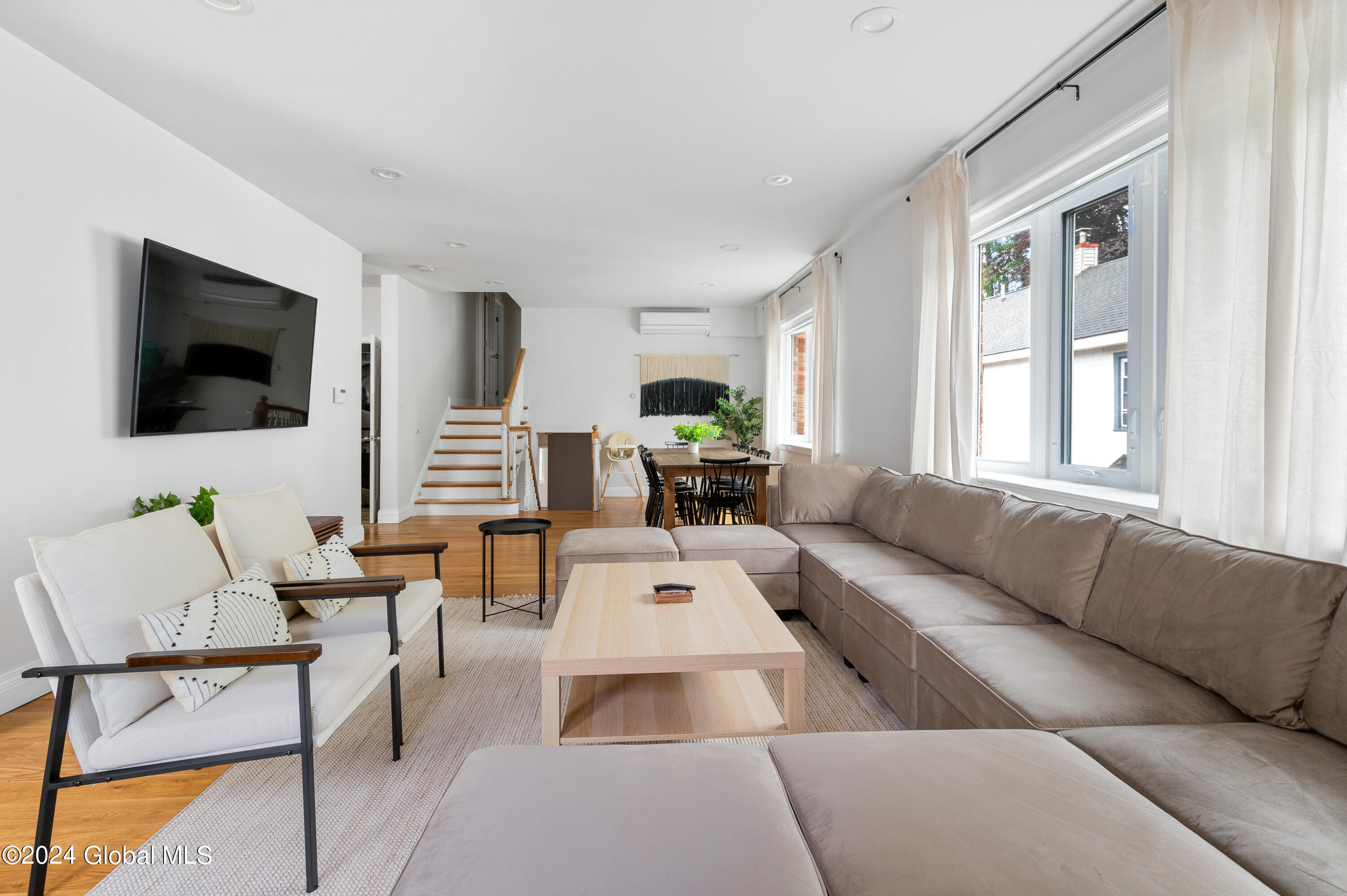 5 Wawayanda Place