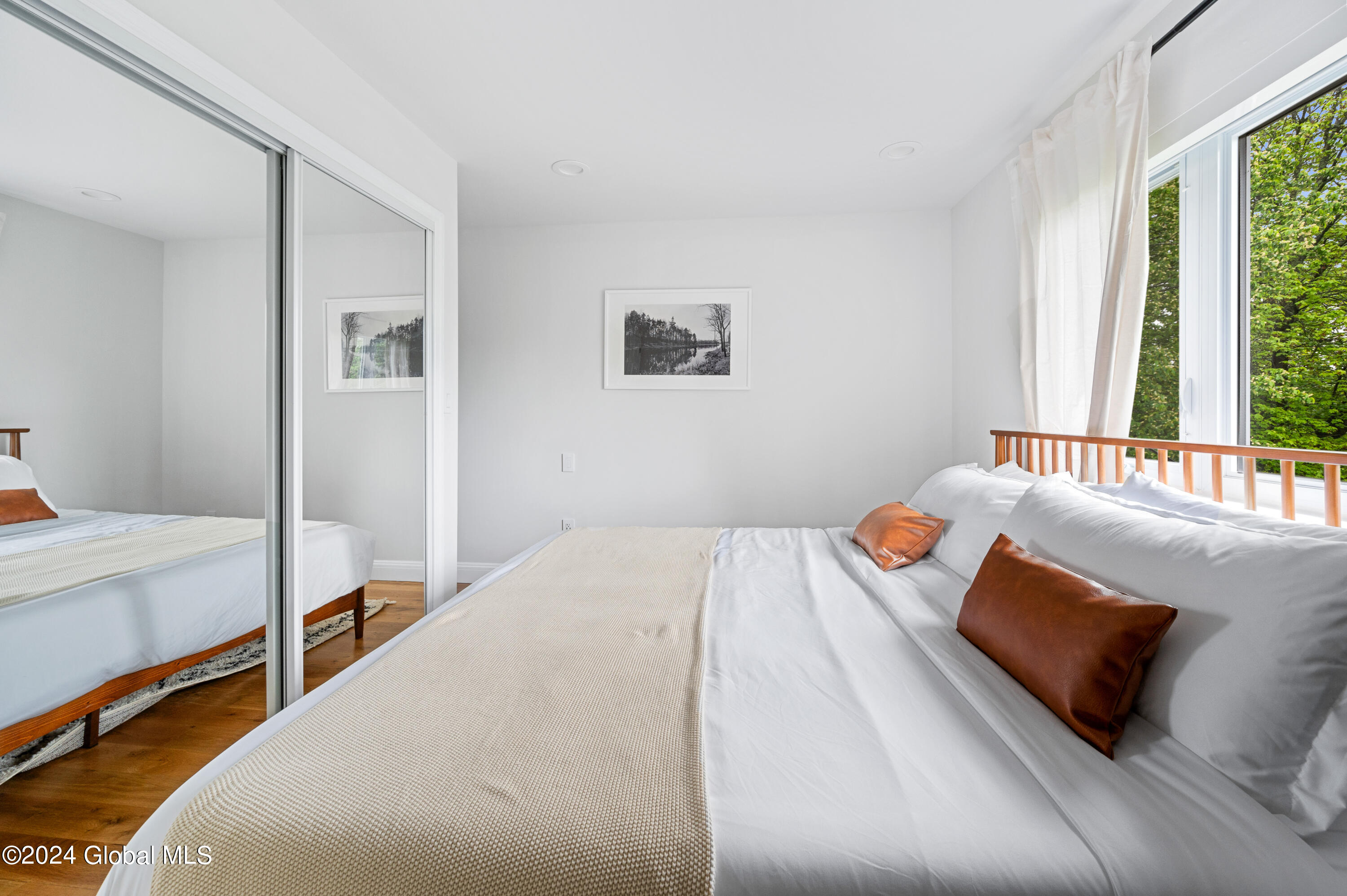 5 Wawayanda Place