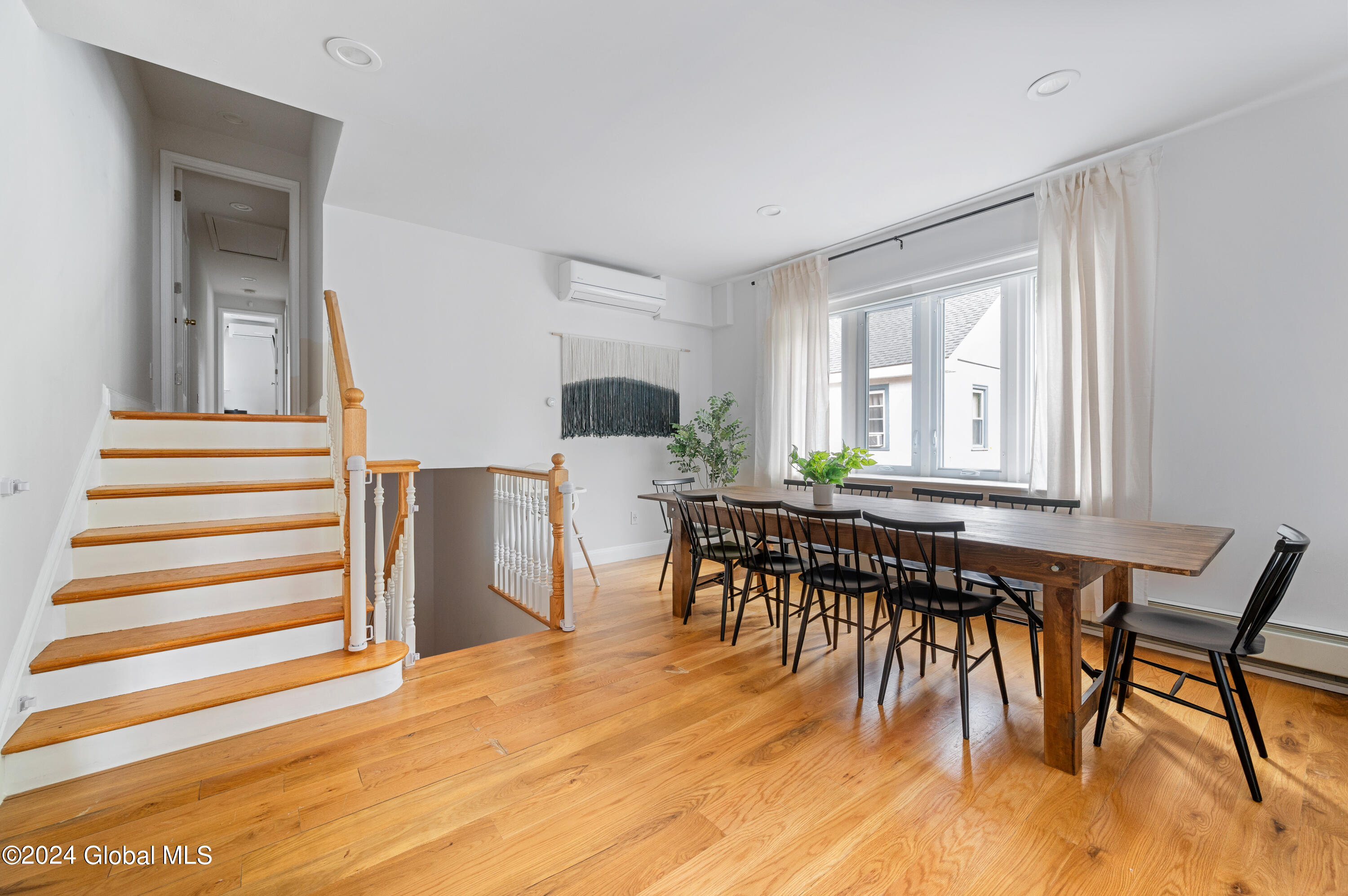 5 Wawayanda Place