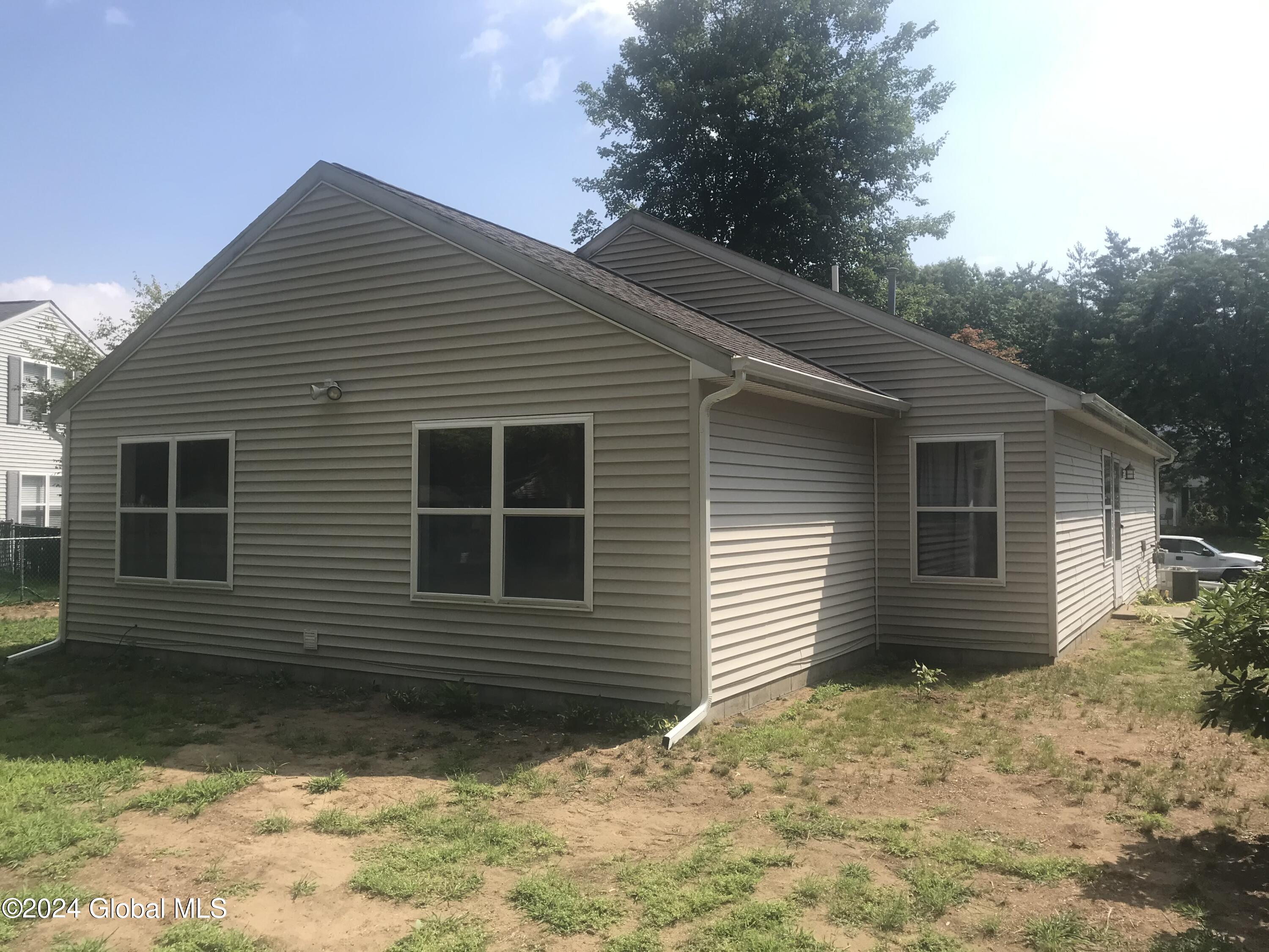 204 Meadowlark Drive