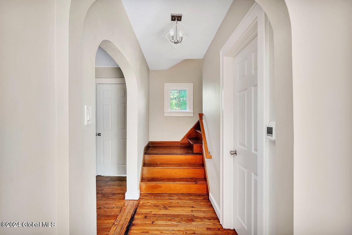 359 Ferris Road