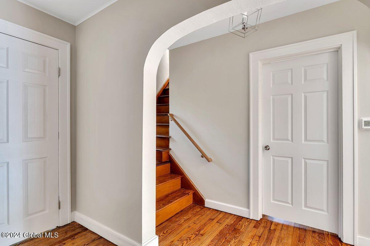 359 Ferris Road
