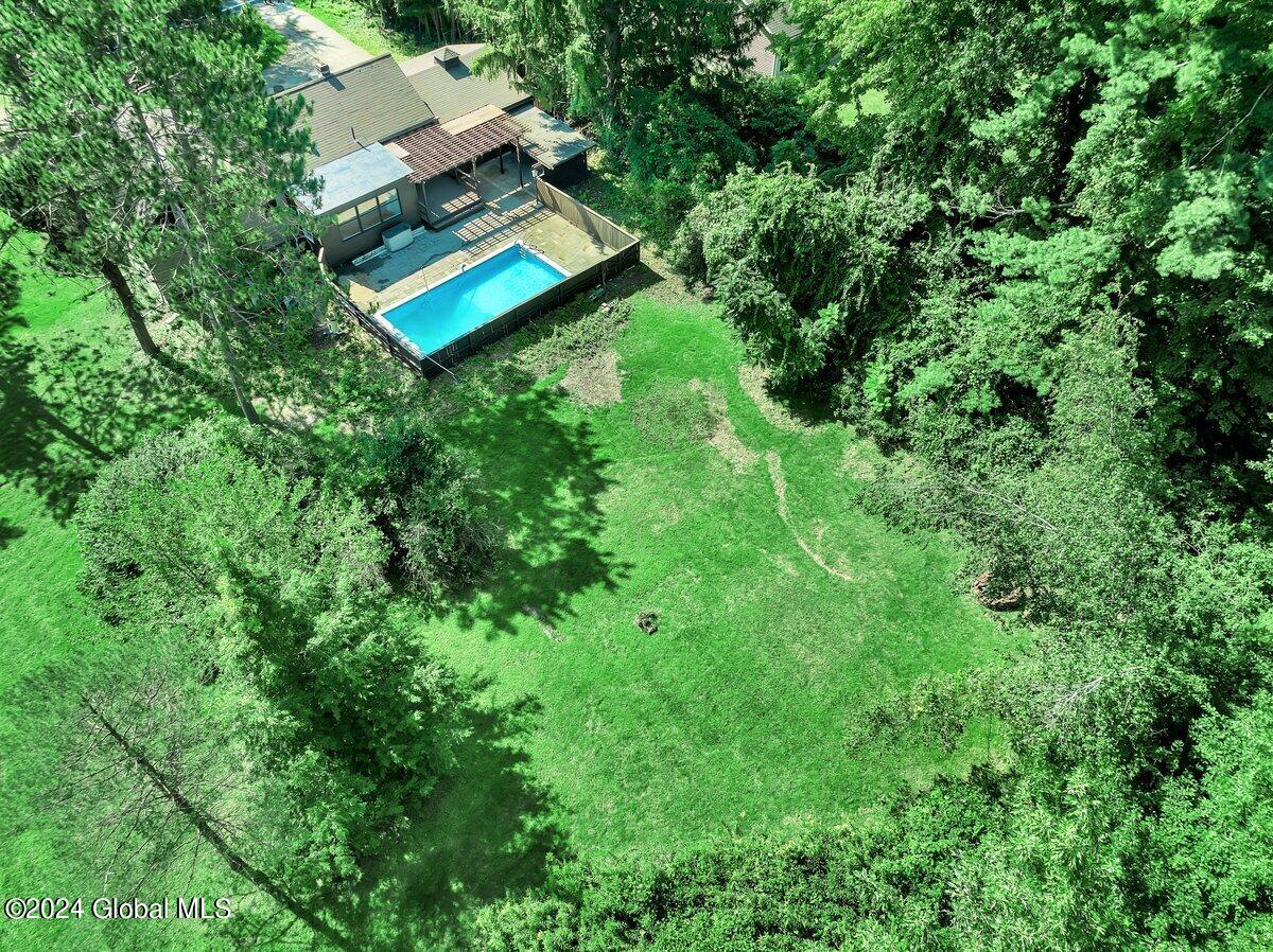 359 Ferris Road