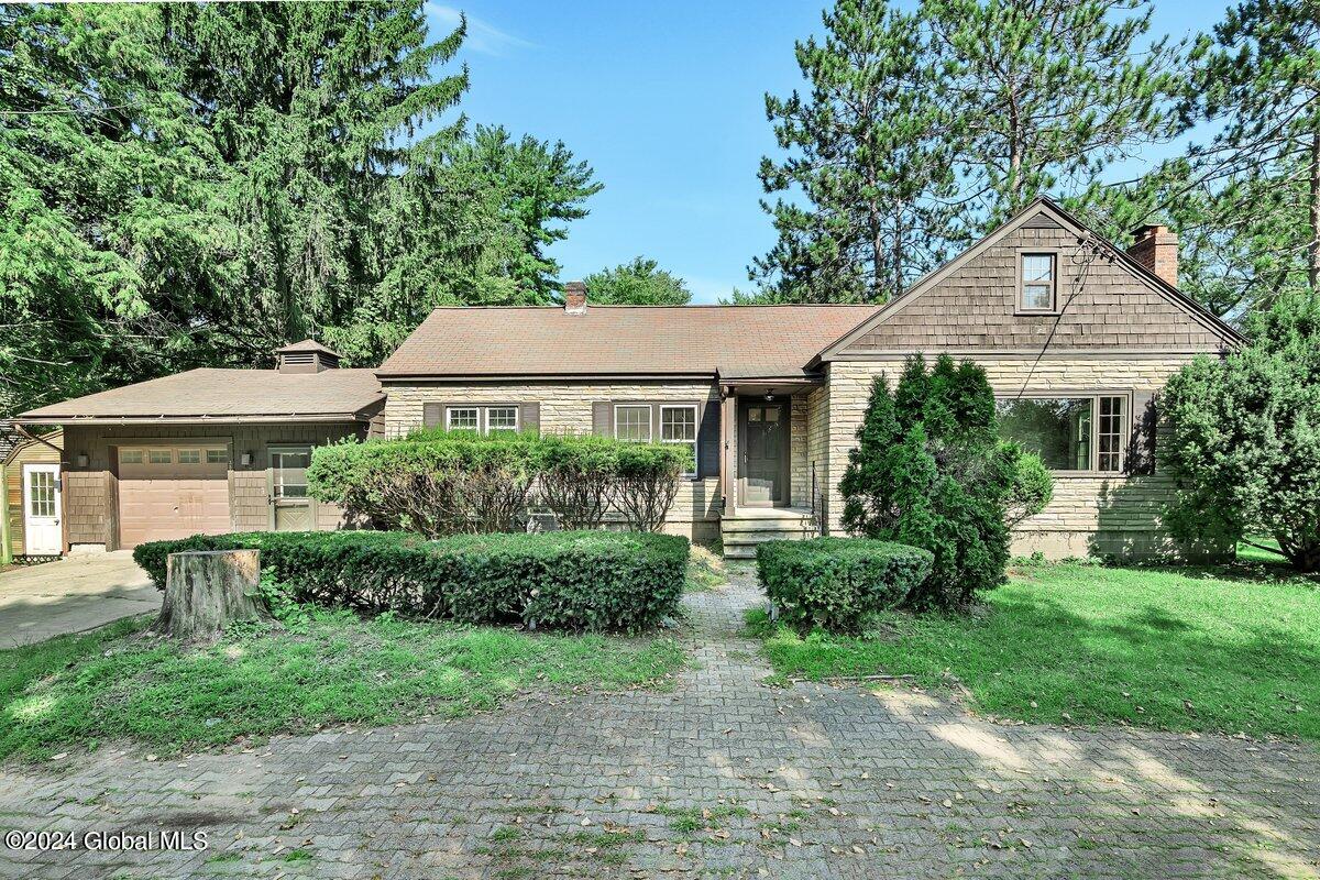 359 Ferris Road