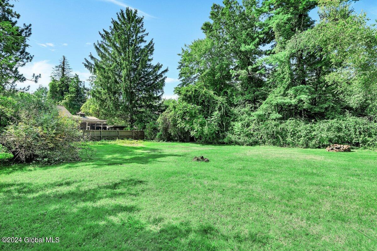 359 Ferris Road