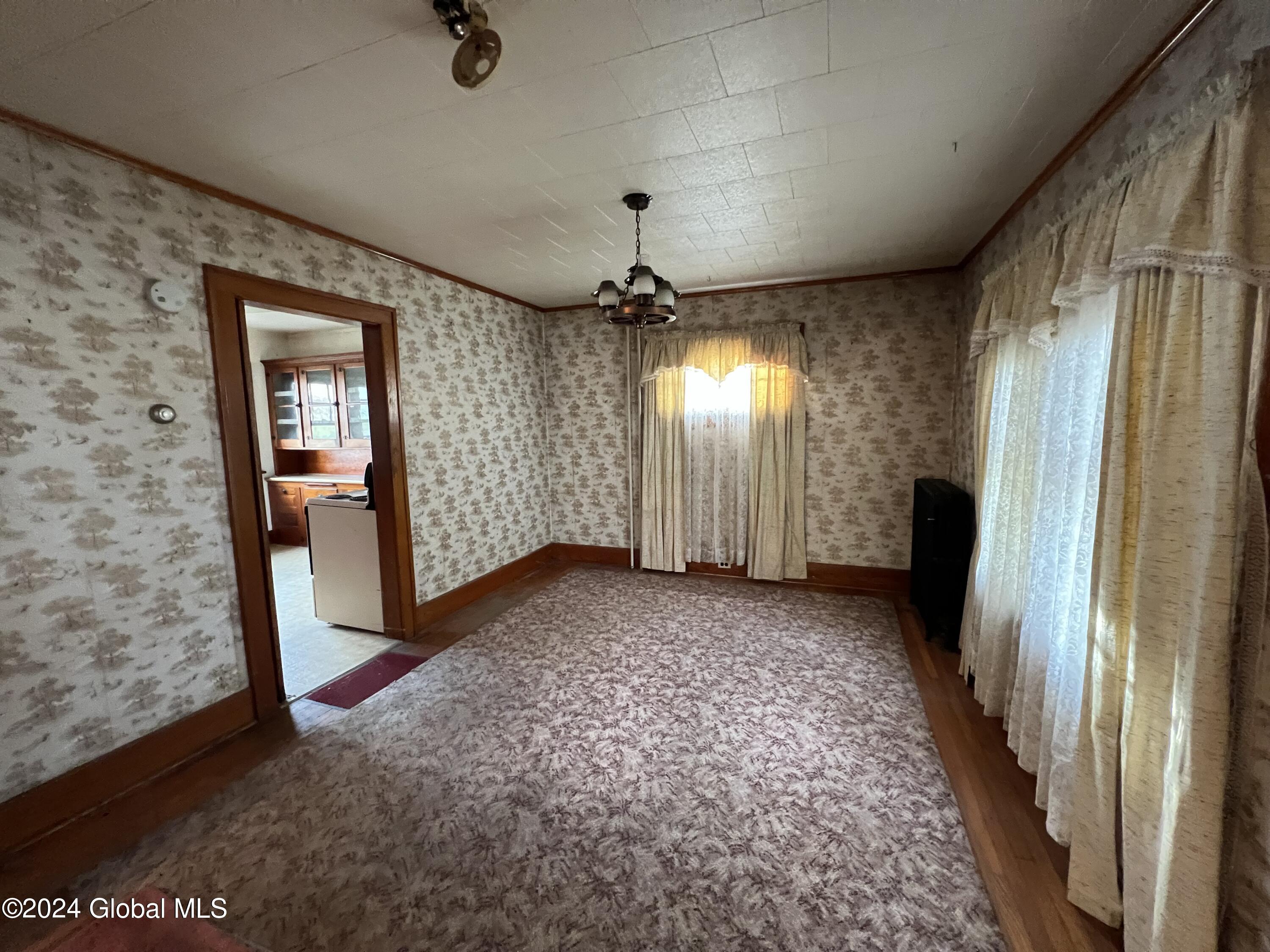 65 Helwig Street